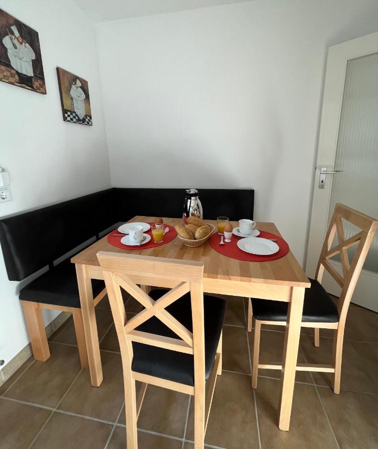 Ferienwohnung Bergstrasse Wilhelmsdorf Buitenkant foto